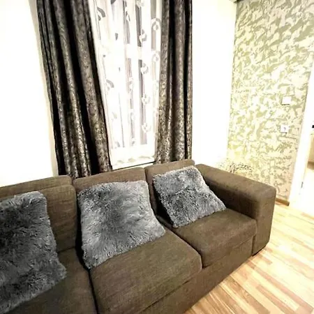 Agenskalns Delight: 2-room Comfort